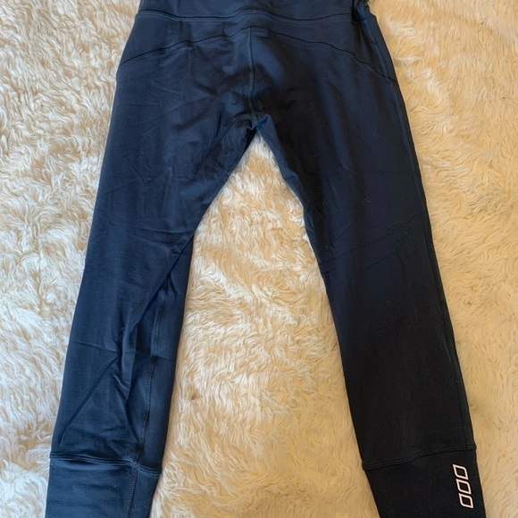 LORNA Jane Canyon Ankle Biter Tights - Picture 3 of 5